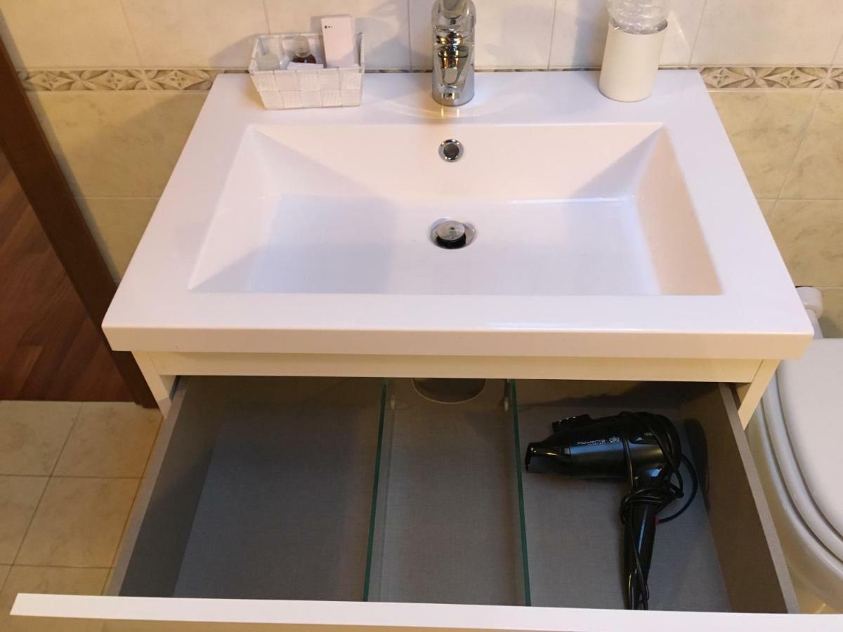 Hotel Casa Dany Lugagnano Zewnętrze zdjęcie